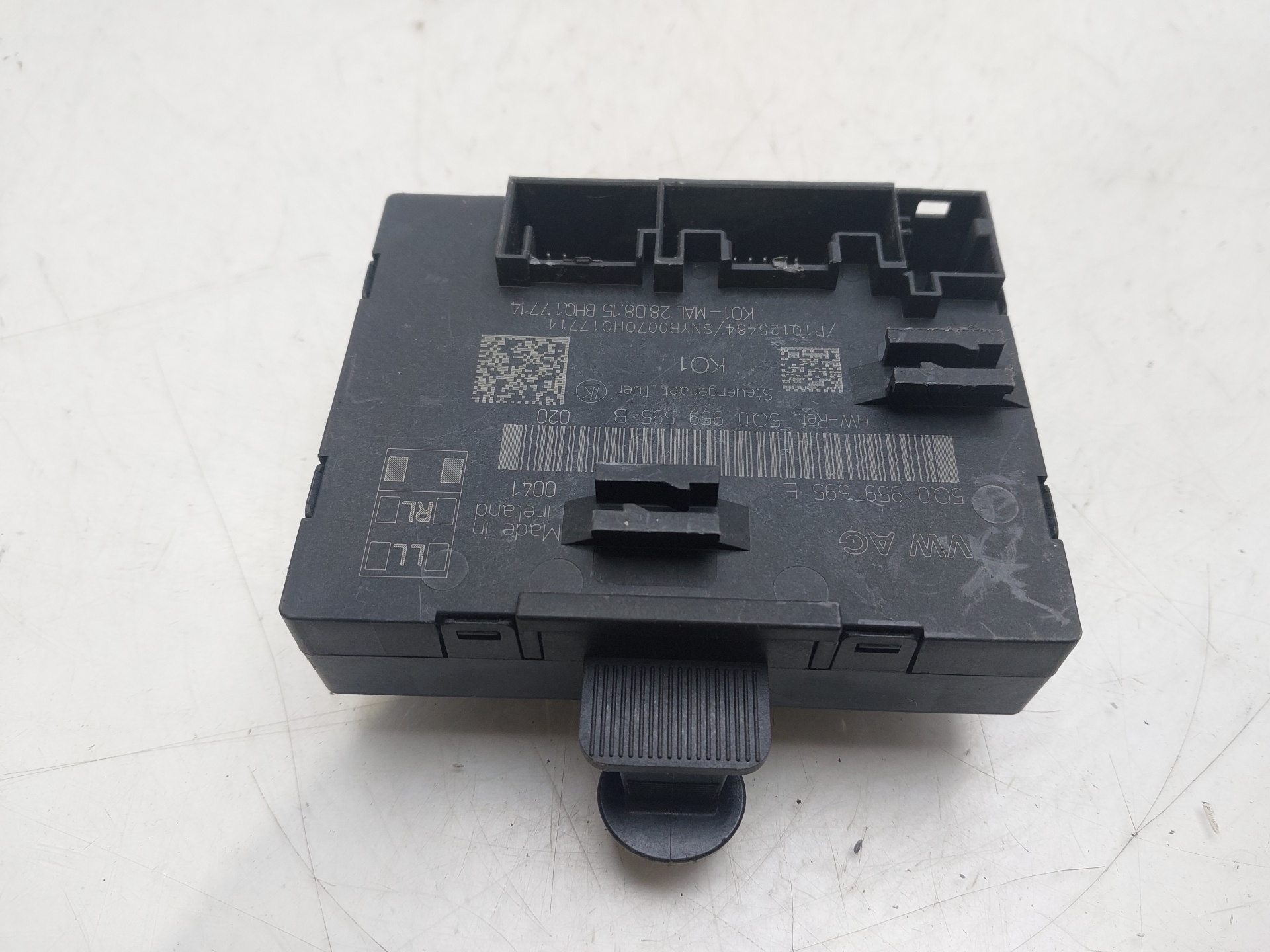 AUDI A3 8V (2012-2020) Other Control Units 5Q0959595B 24758715