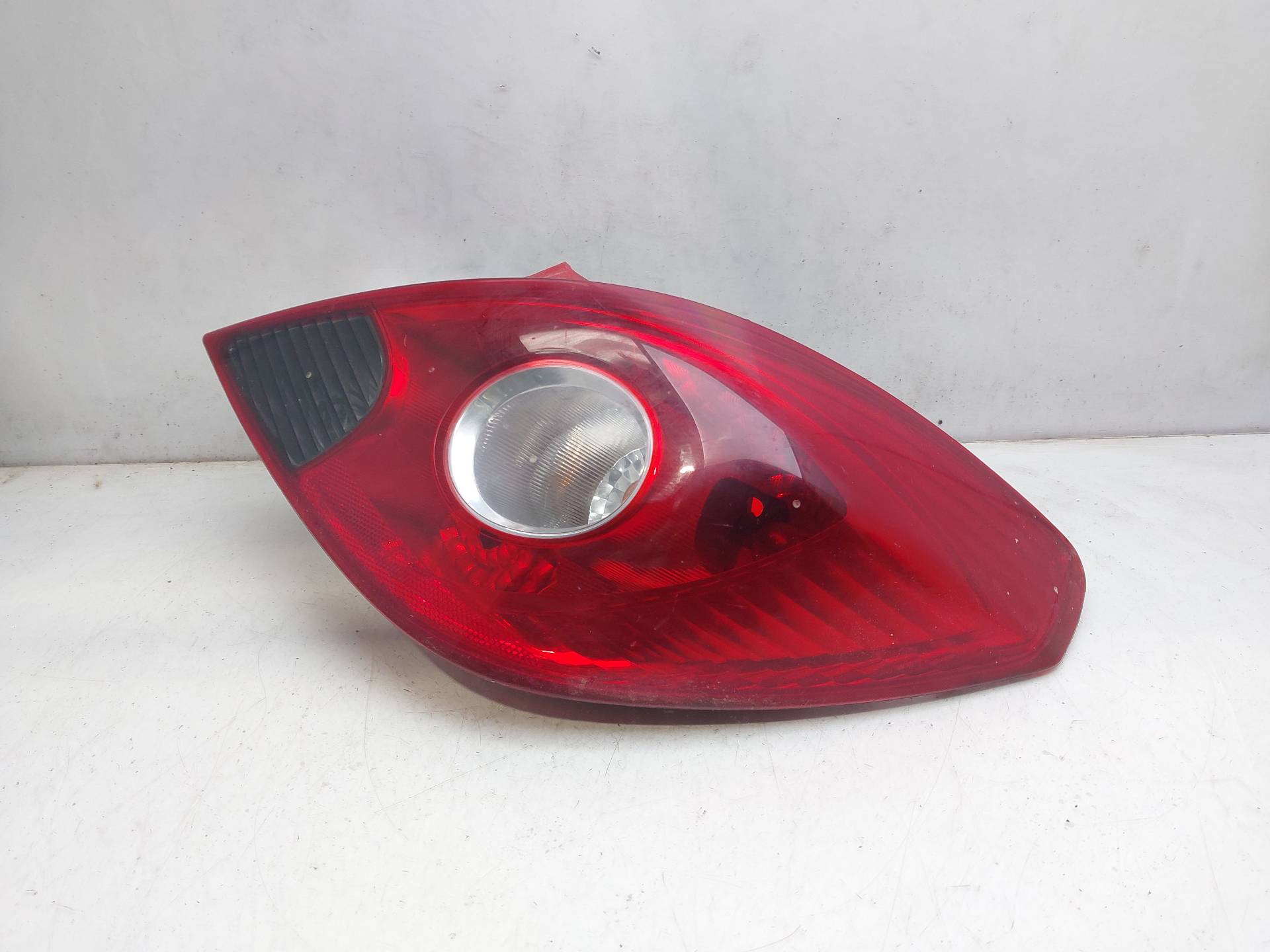 OPEL Corsa D (2006-2020) Rear Right Taillight Lamp 13186351 24143080
