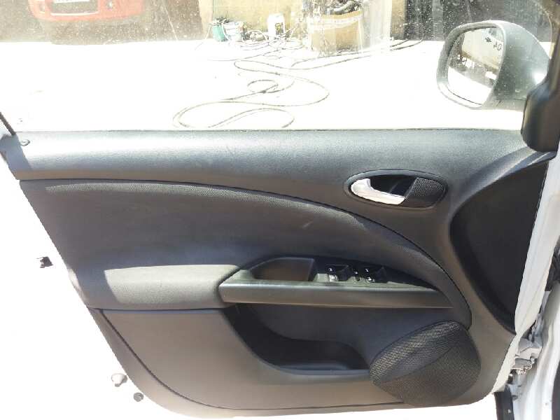 SEAT Altea 1 generation (2004-2013) Зеркало передней левой двери 21986663 24883219