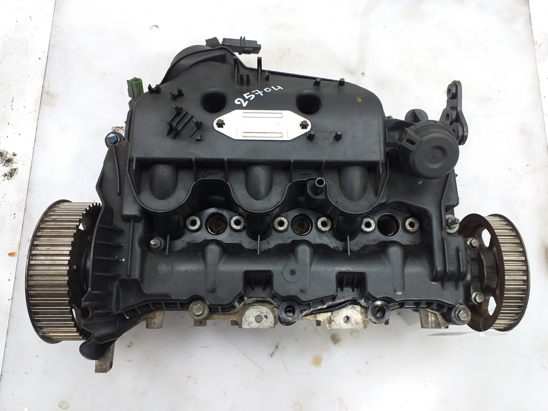 LAND ROVER Discovery 4 generation (2009-2016) Chiulasă motor 4R8Q6C064 18749922