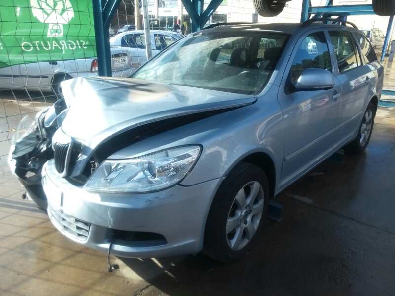 SKODA Octavia 2 generation (2004-2013) Подрулевой переключатель 1K0953519J 24123495