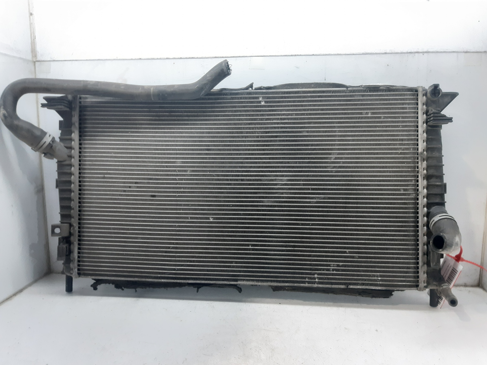 PEUGEOT Focus 2 generation (2004-2011) Охлаждающий радиатор 3M5H8005TL 24932529