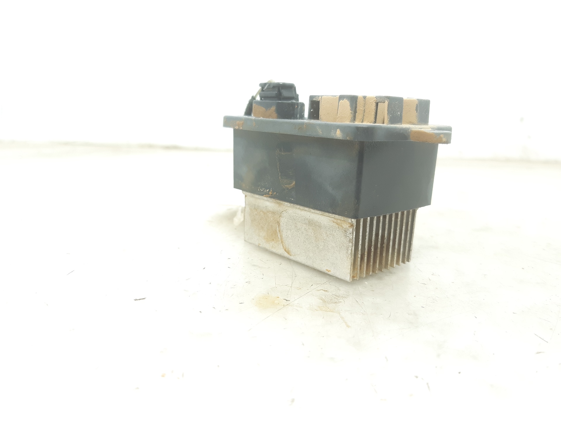 PEUGEOT 3008 2 generation (2017-2023) Interior Heater Resistor 43002900 24044731