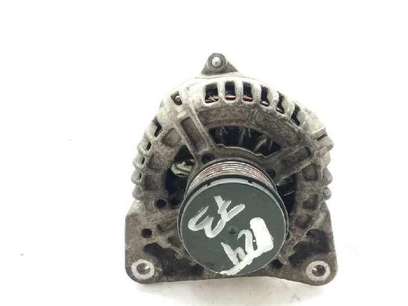 RENAULT Clio 2 generation (1998-2013) Alternator 8200390675 20172762