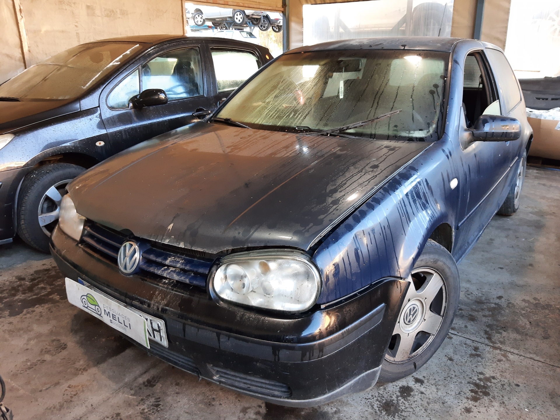 VOLKSWAGEN Bora 1 generation (1998-2005) Дверь передняя левая 1J3831055H 21089382