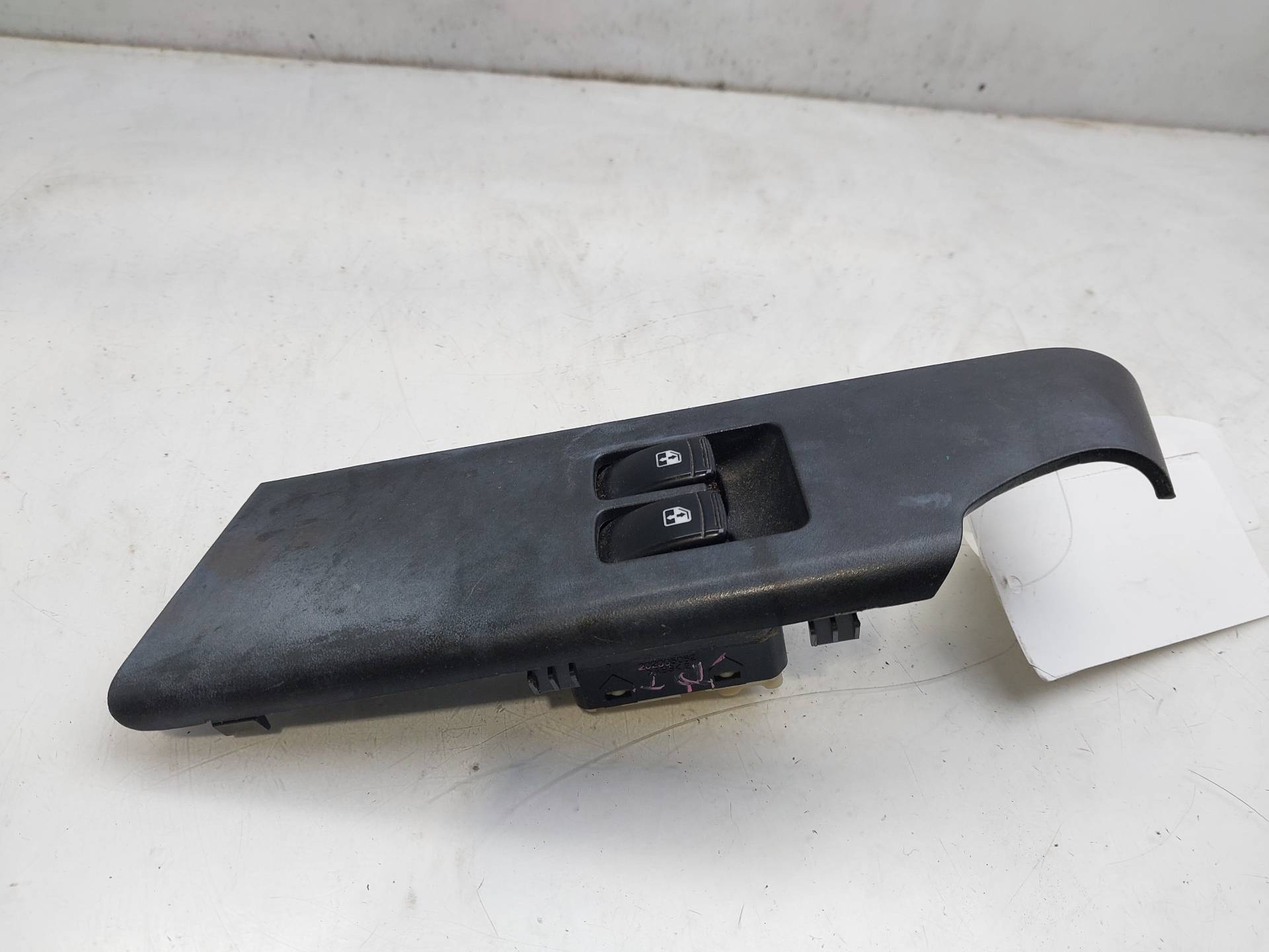 CHEVROLET Aveo T200 (2003-2012) Front Left Door Window Switch 202005062 23075048