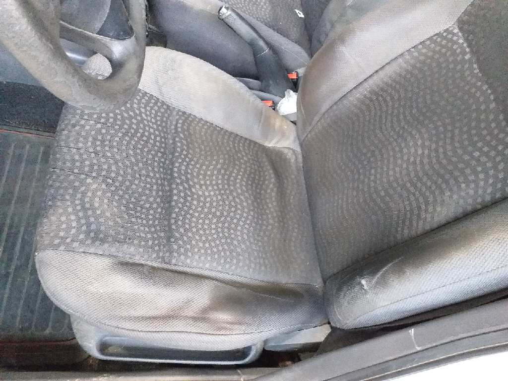 SEAT Cordoba 2 generation (1999-2009) Bakre höger bakljuslampa 6K5945092F 24126802