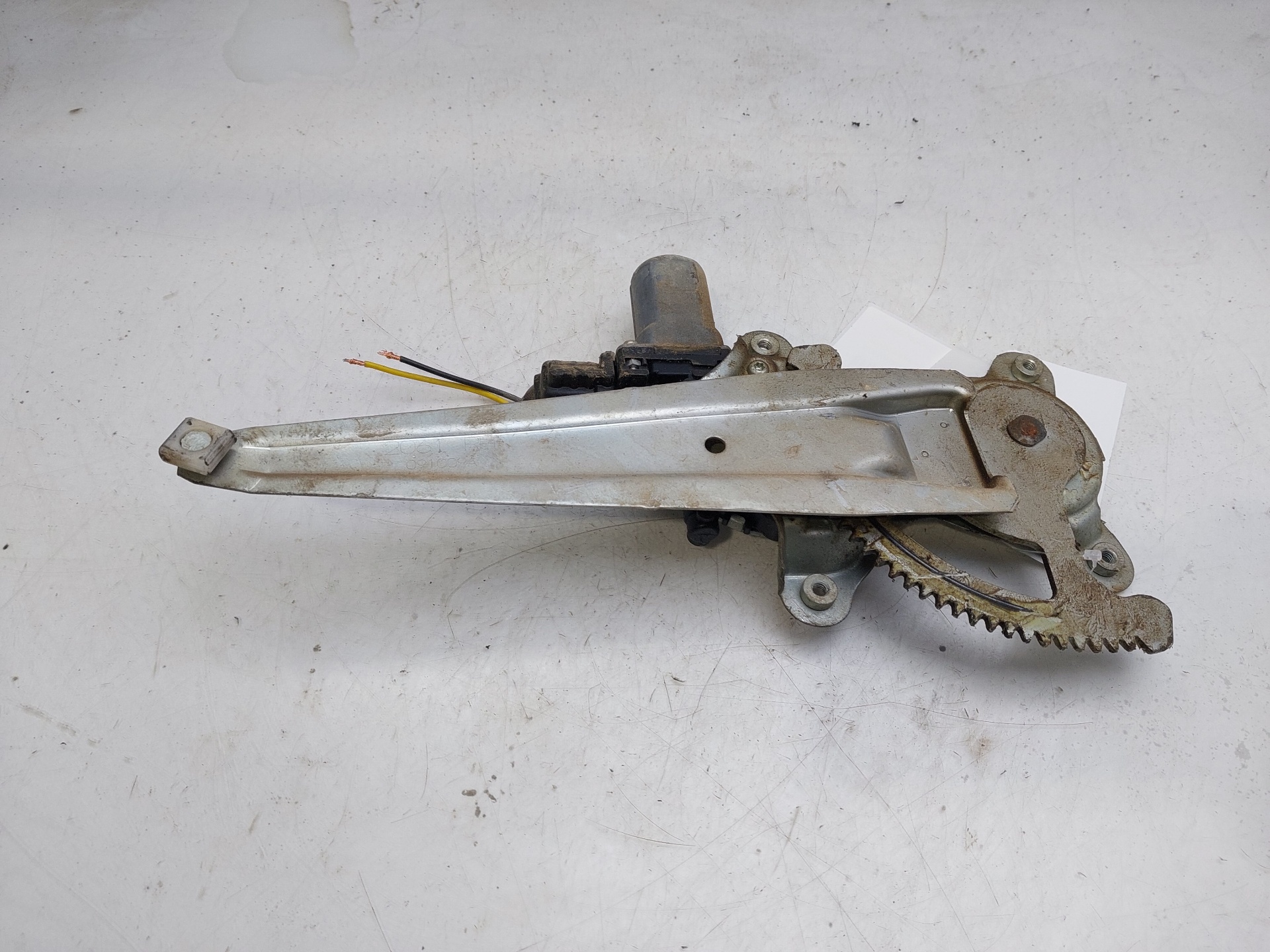 TOYOTA RAV4 2 generation (XA20) (2000-2006) Rear Right Door Window Regulator 6980342040 23327213