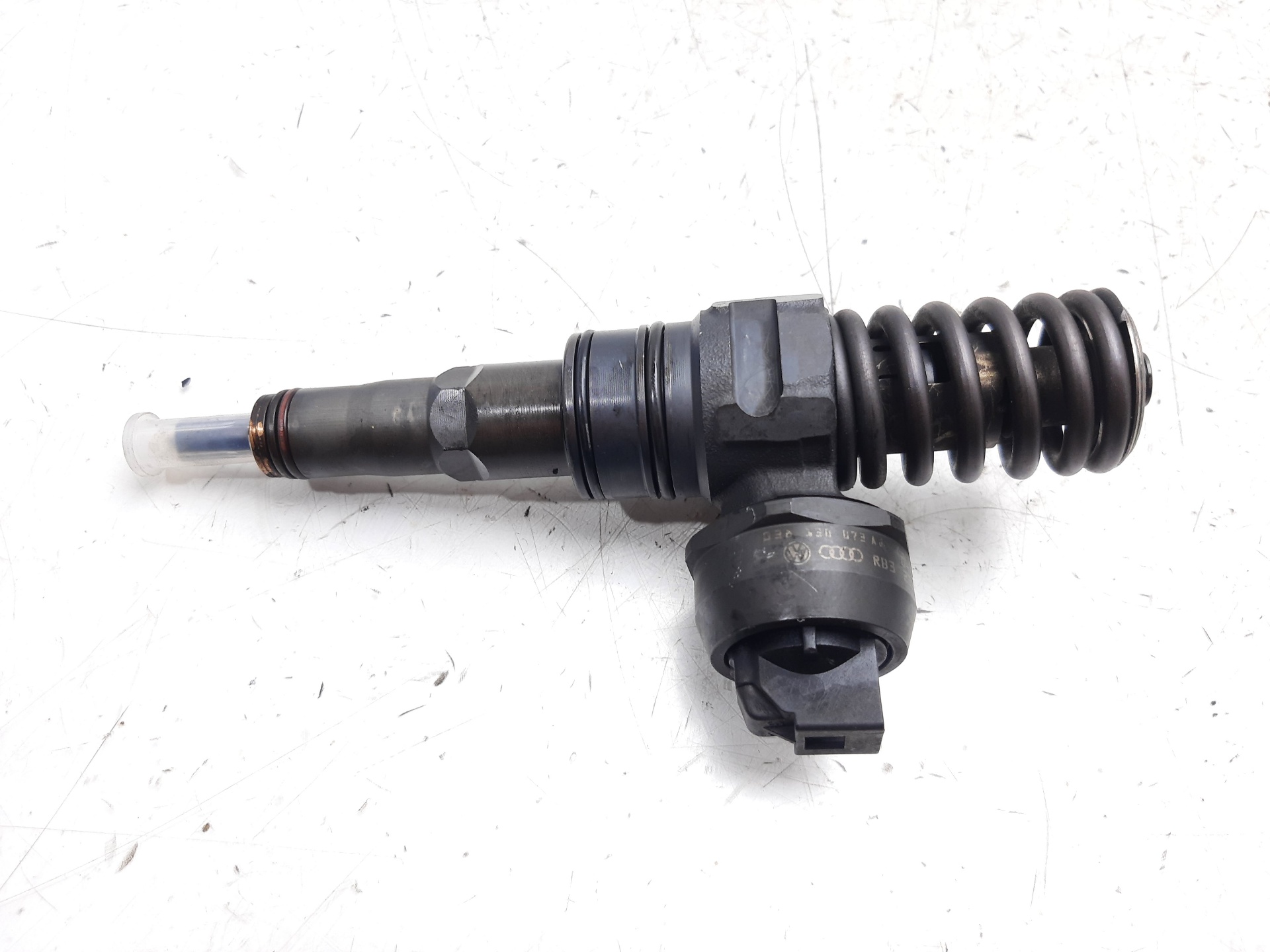 SEAT Cordoba 2 generation (1999-2009) Fuel Injector 038130073AJ 22464284