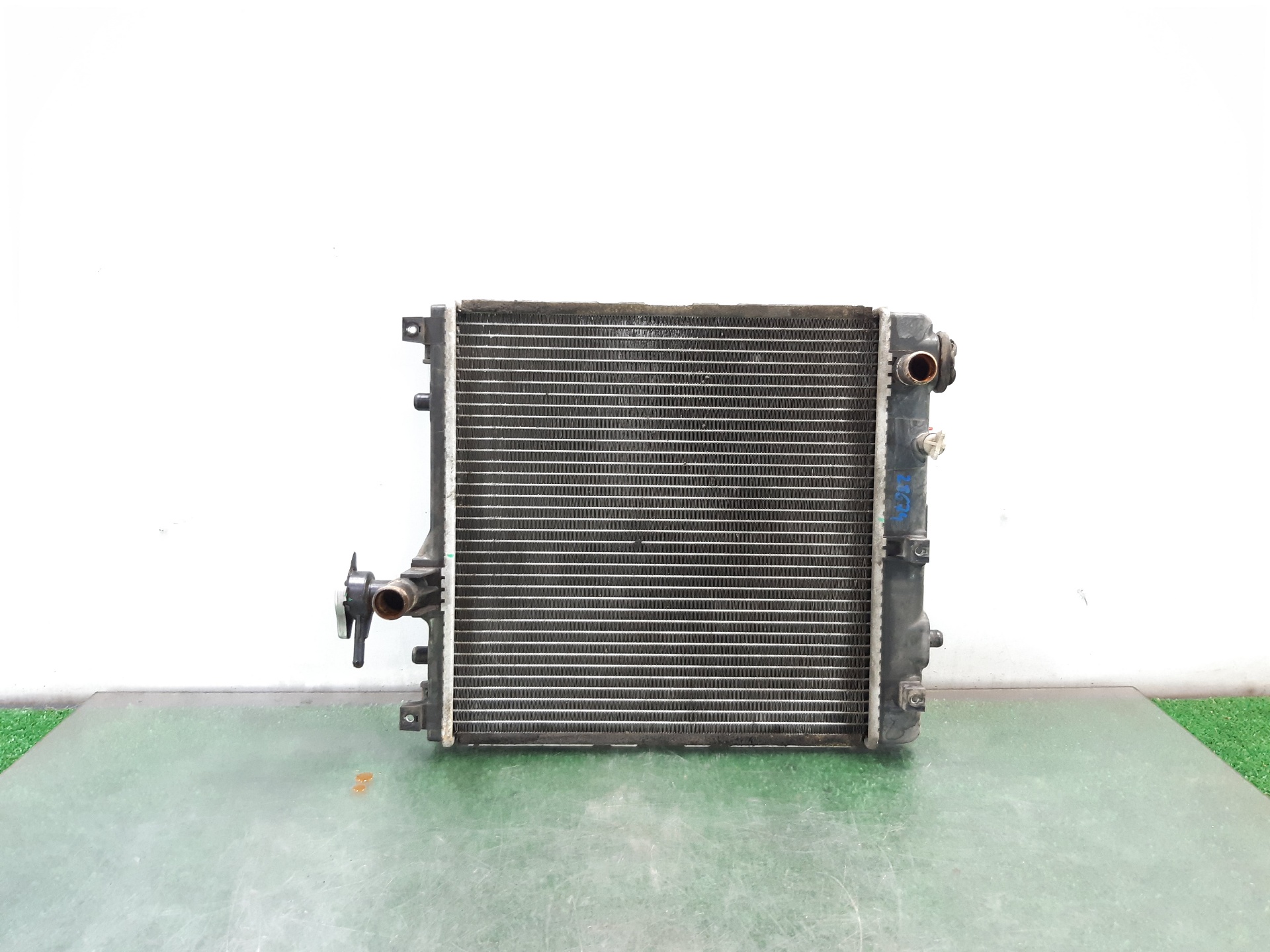 SUZUKI Alto 5 generation (1998-2020) Охлаждающий радиатор KL422132877 22454250