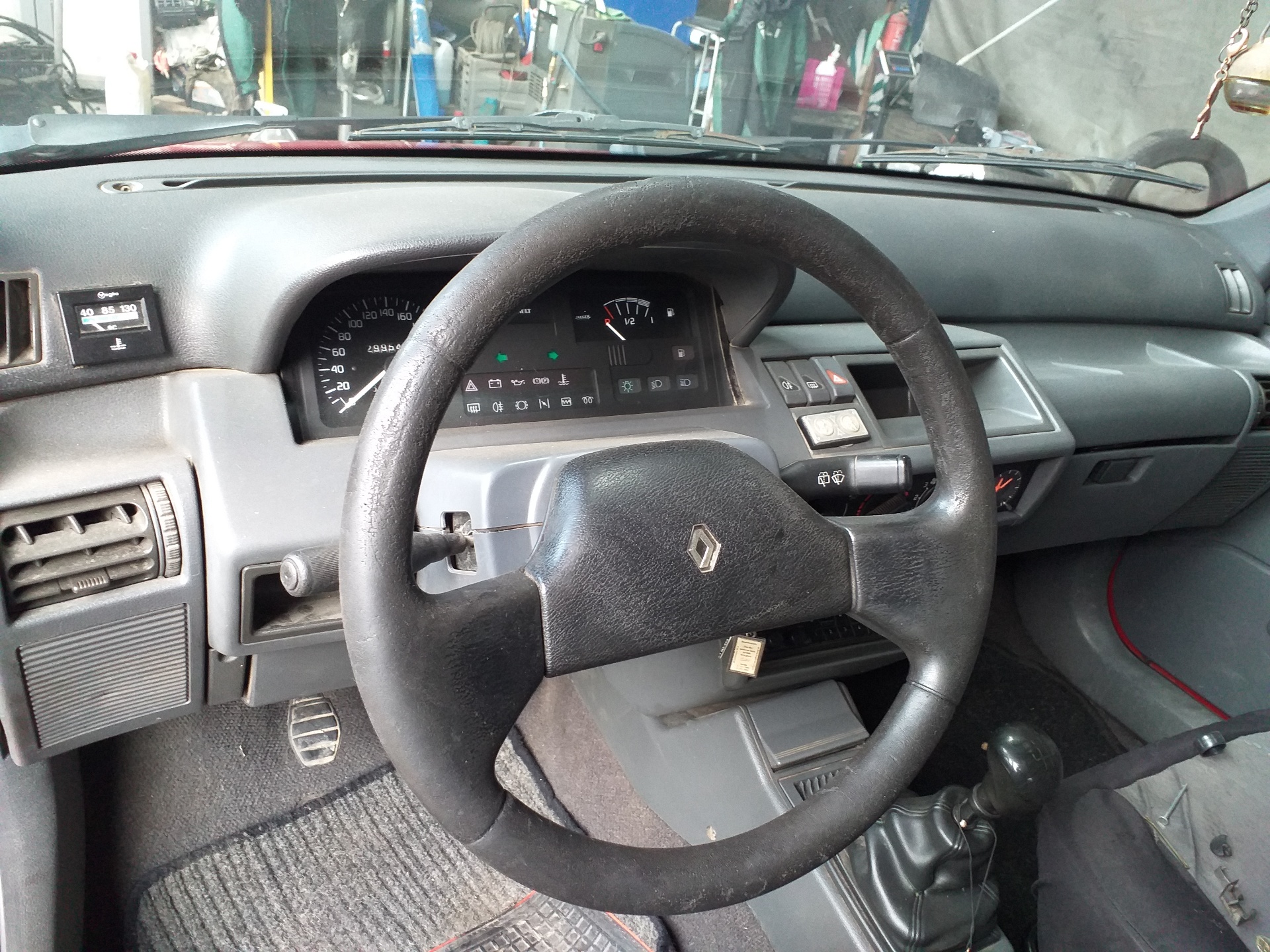 RENAULT Clio 1 generation (1990-1998) Galinio dangčio spyna 7700791731 18782753