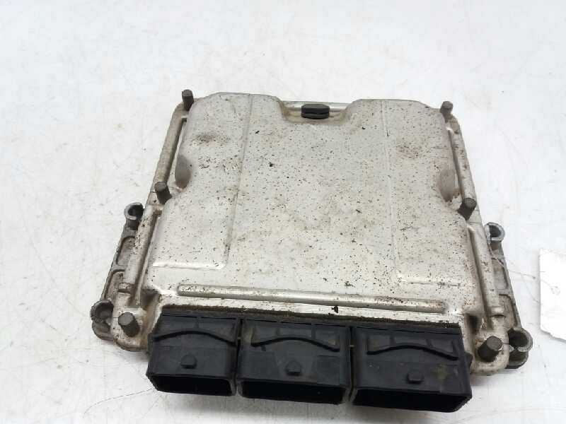 RENAULT Laguna 2 generation (2001-2007) Motora vadības bloks 8200153946 22069400