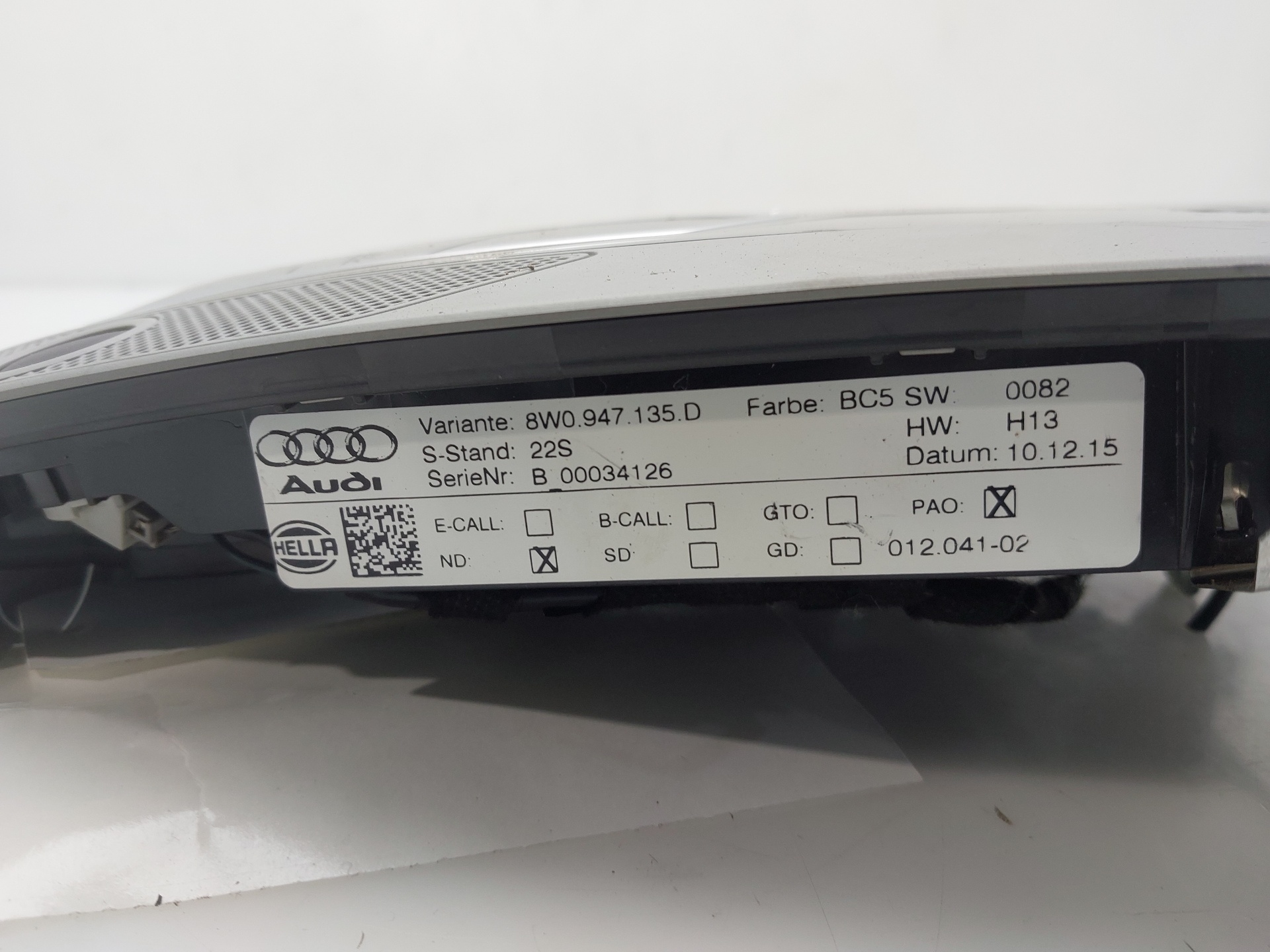 AUDI A4 B9/8W (2015-2024) Egyéb belső alkatrészek 8W0947135D 24298604