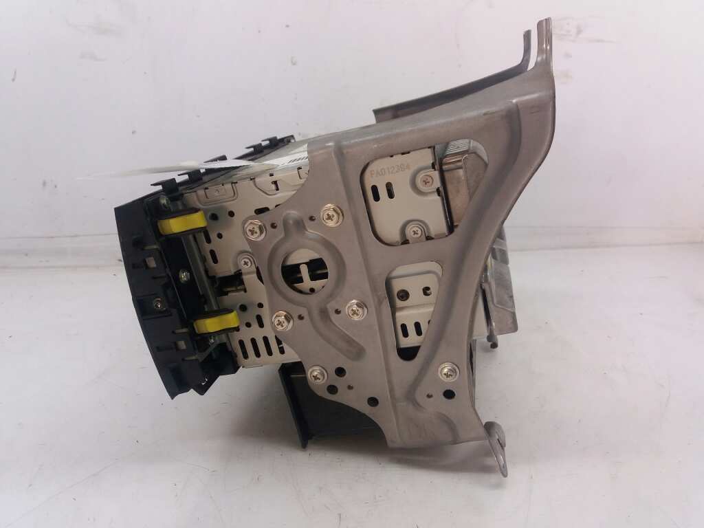 TOYOTA Prius 2 generation (XW20) (2003-2011) Musikkspiller uten GPS 8612047221 20175184