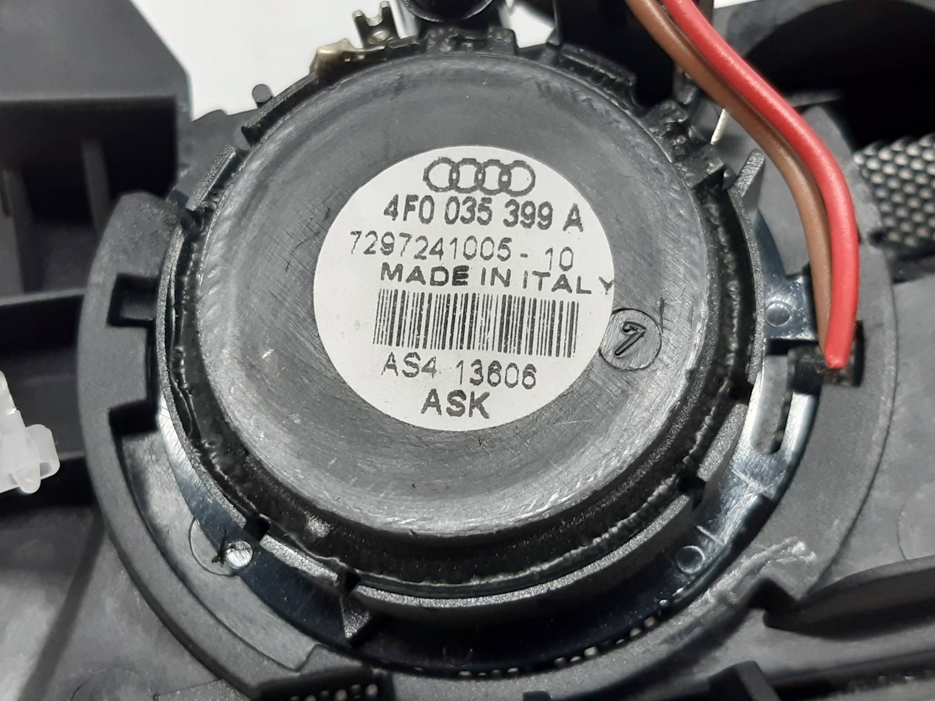 DODGE A6 C6/4F (2004-2011) Другие внутренние детали 4F0837020B 18689714