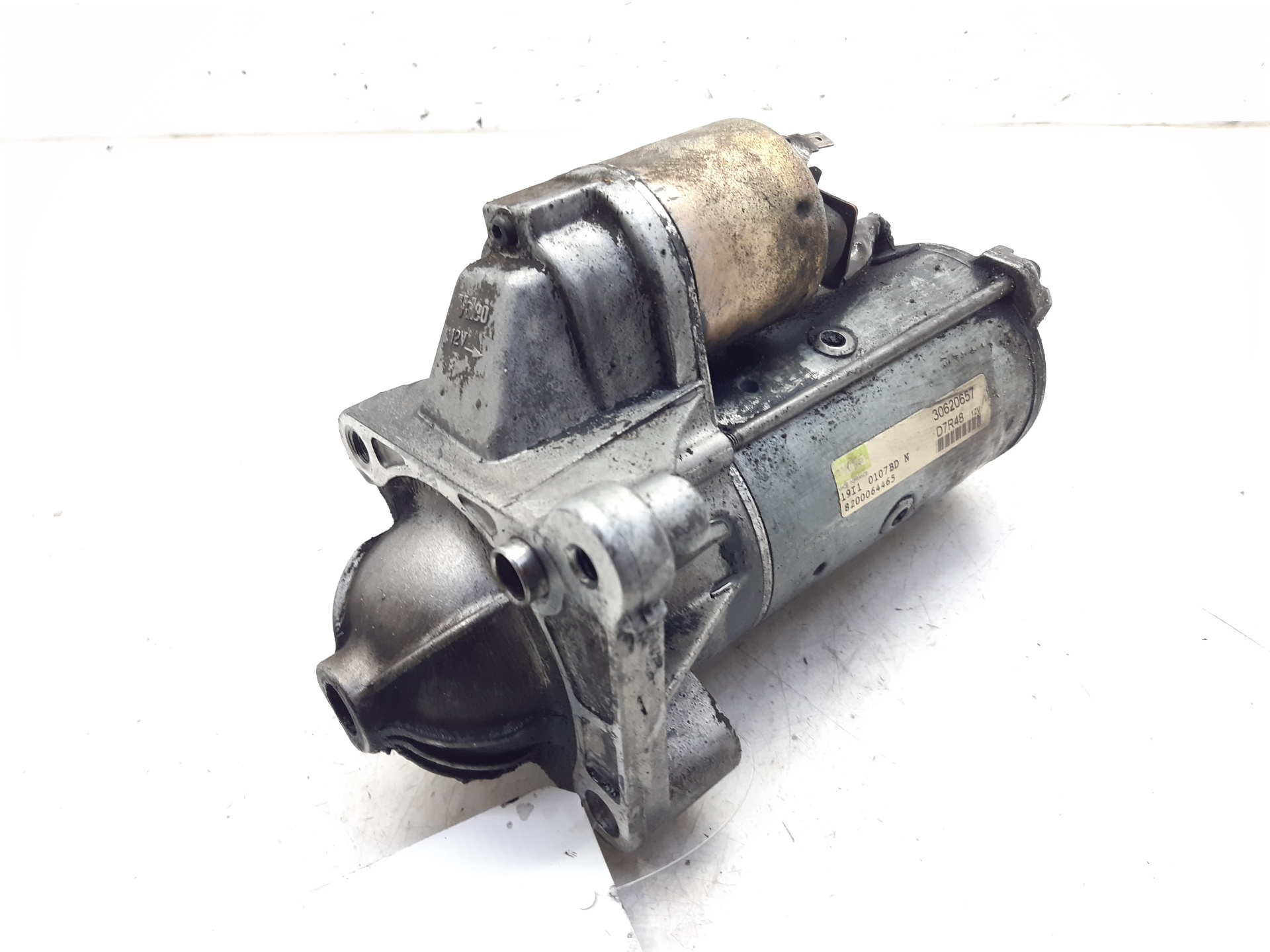 VOLVO V40 1 generation (1996-2004) Starter Motor 8200064465B 18770146