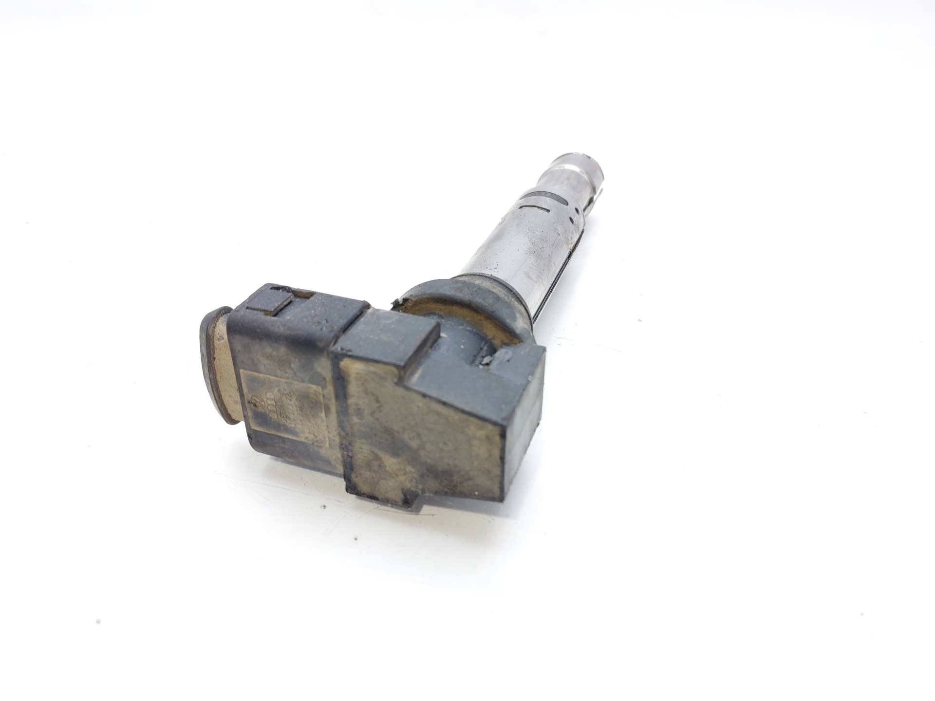 SEAT Cordoba 2 generation (1999-2009) High Voltage Ignition Coil 036905715E 21088488