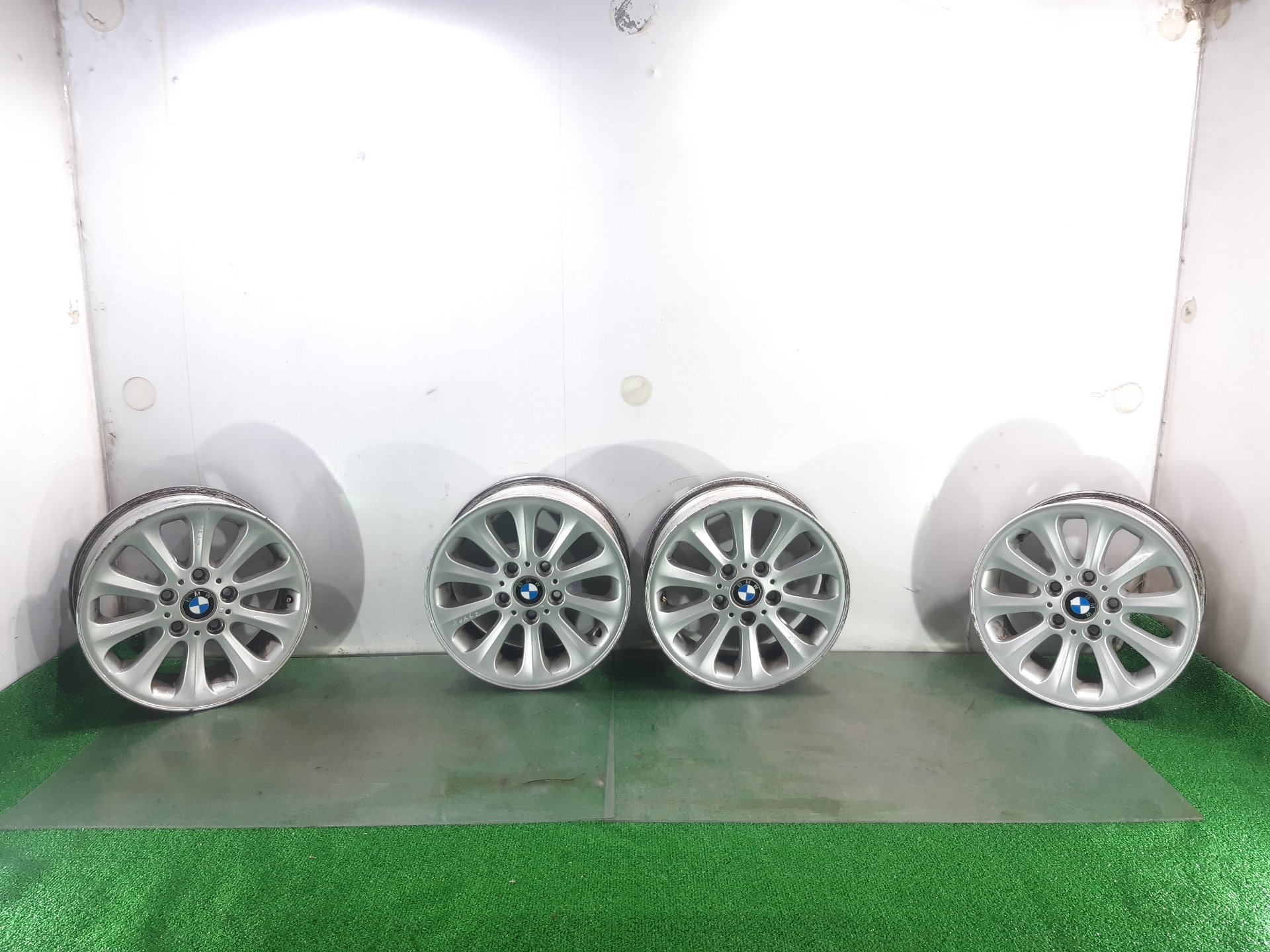 BMW 1 Series F20/F21 (2011-2020) Wheel Set R16 24547409