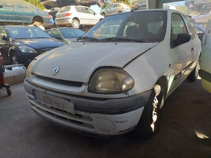 RENAULT Clio 2 generation (1998-2013) Priekšējais bamperis 7700846872 18384704