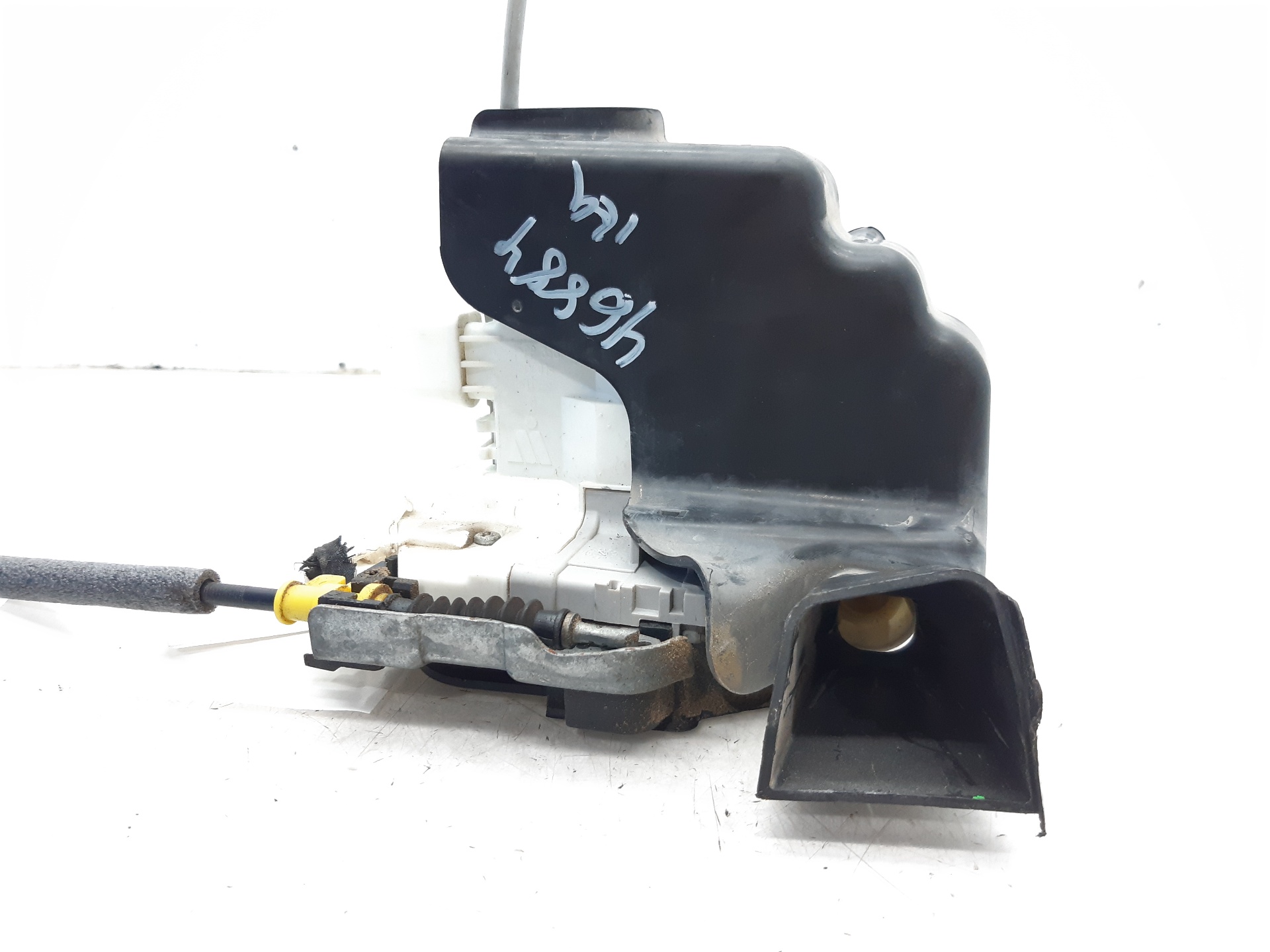 AUDI A4 B9/8W (2015-2024) Front Left Door Lock 8X1837015C 24026599