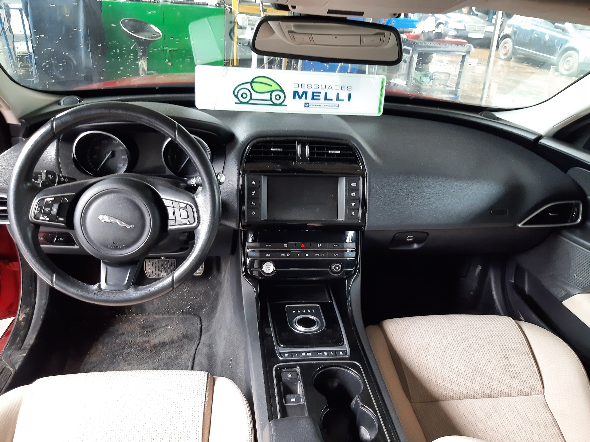 JAGUAR XE 1 generation (2014-2024) Front Right Wheel Hub GX733K185A 25007388