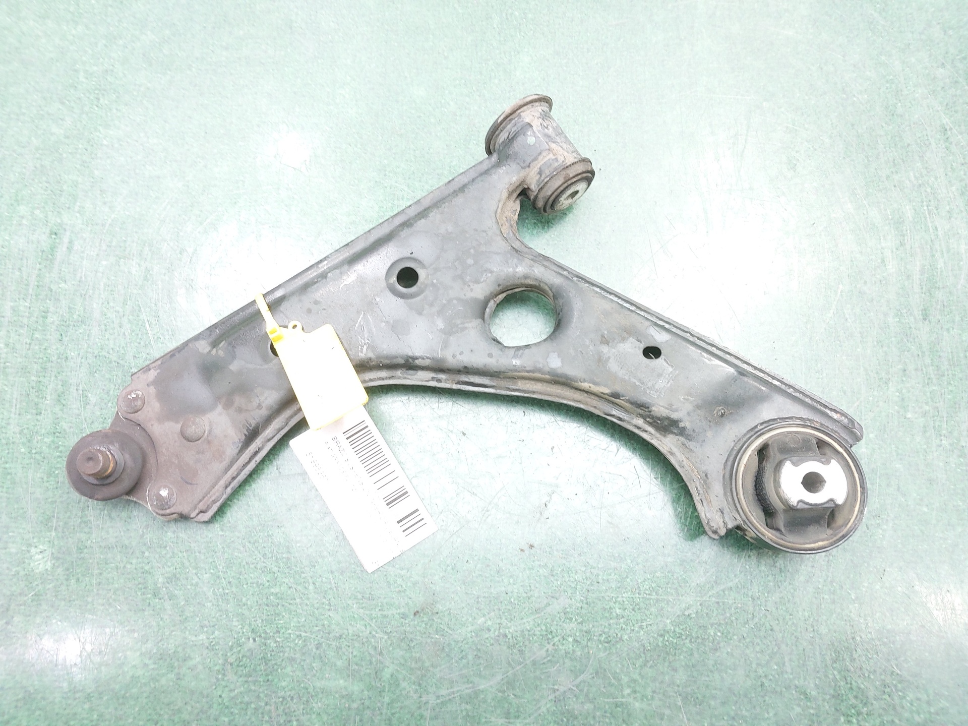 FIAT Grande Punto 1 generation (2006-2008) Front Left Arm 51895367 20149235