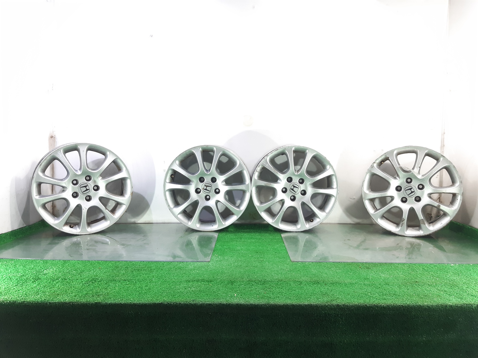 HONDA CR-V 3 generation (2006-2012) Комплект колес R18 24041330