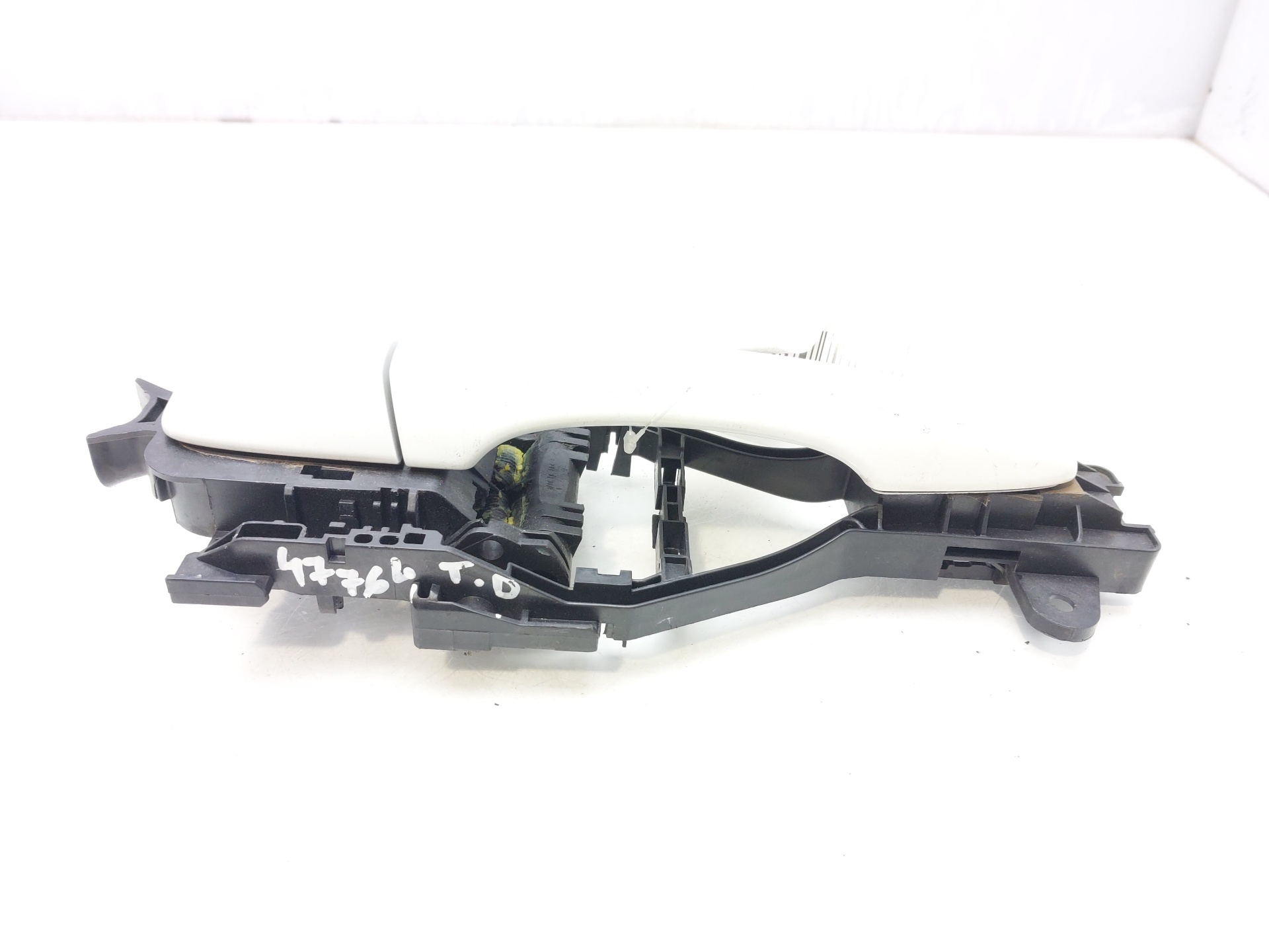 VOLVO V40 2 generation (2012-2020) Rear right door outer handle 31440086 22471667