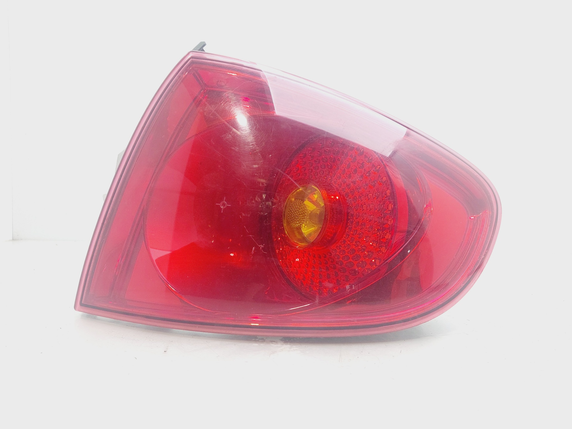 SEAT Toledo 3 generation (2004-2010) Rear Right Taillight Lamp 5P0945096D 25621619