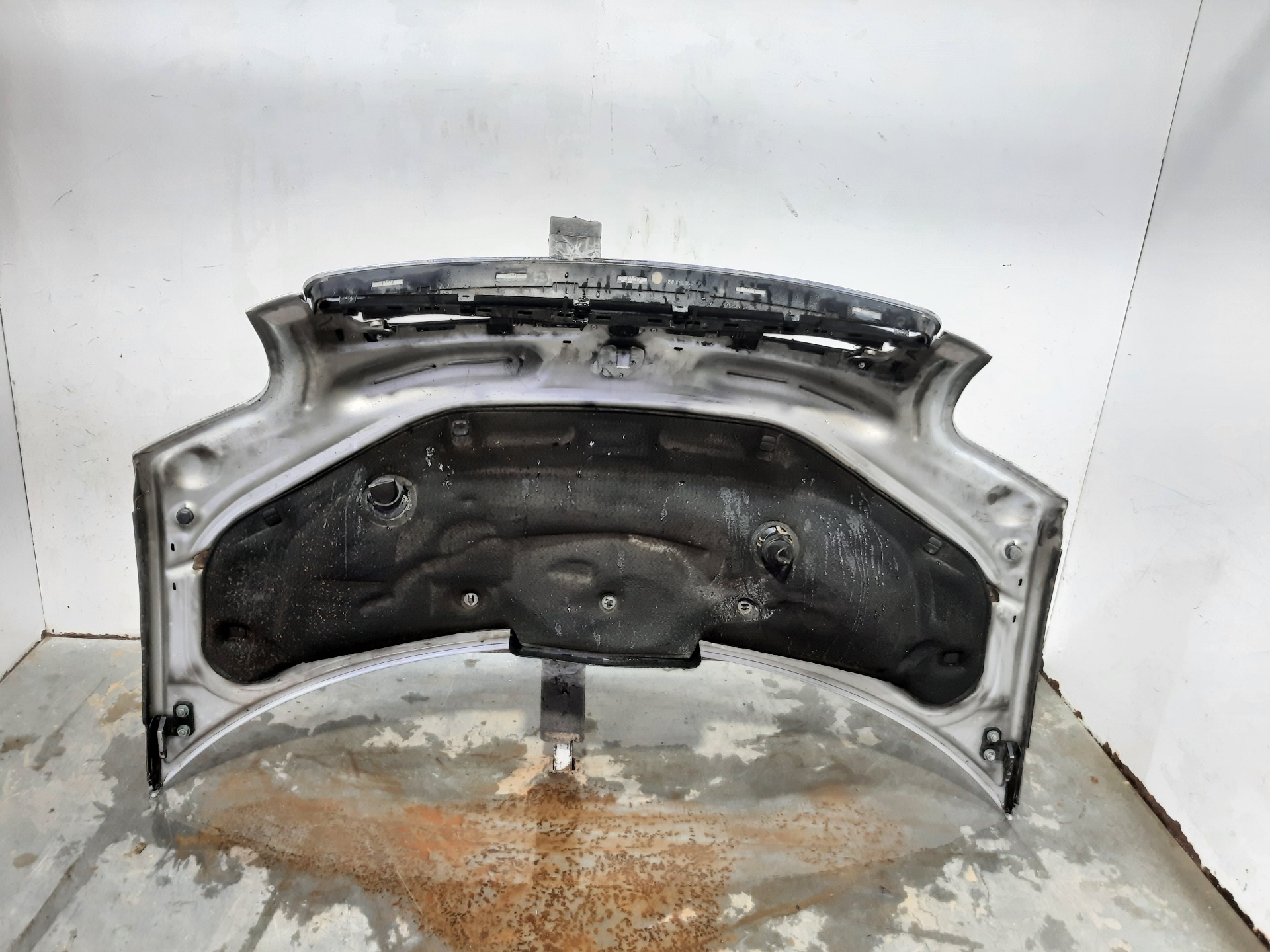 AUDI A2 8Z (1999-2005) Капот 8Z0823029C 23511148