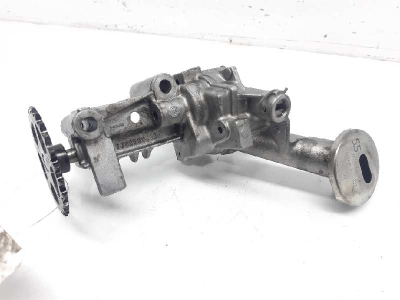 TOYOTA Clio 2 generation (1998-2013) Pompă de ulei 7700600251 18456336