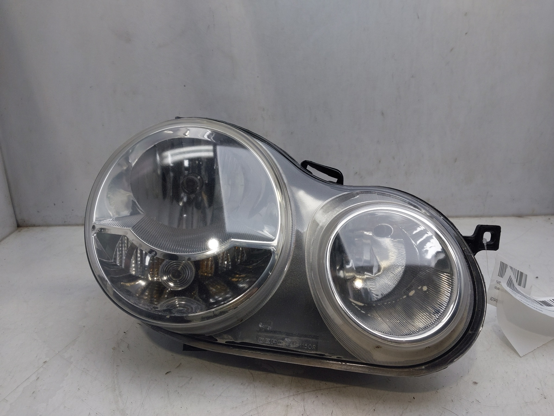 VOLKSWAGEN Polo 4 generation (2001-2009) Front Right Headlight 6Q1941008AF 25224149