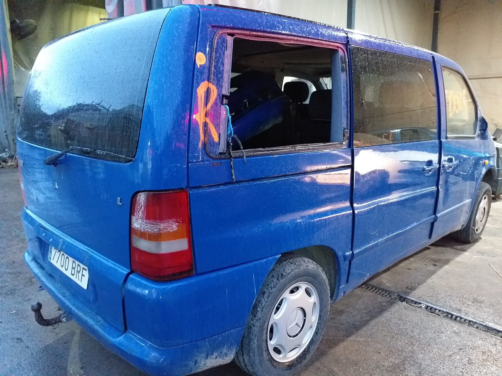 RENAULT Vito W638 (1996-2003) Priekinis dešinys sparno posūkio žibintas (posūkis) A6388200161 18767022