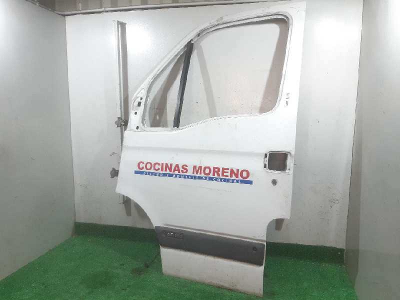 NISSAN Priekšējās kreisās durvis 8010100QAH 22416581