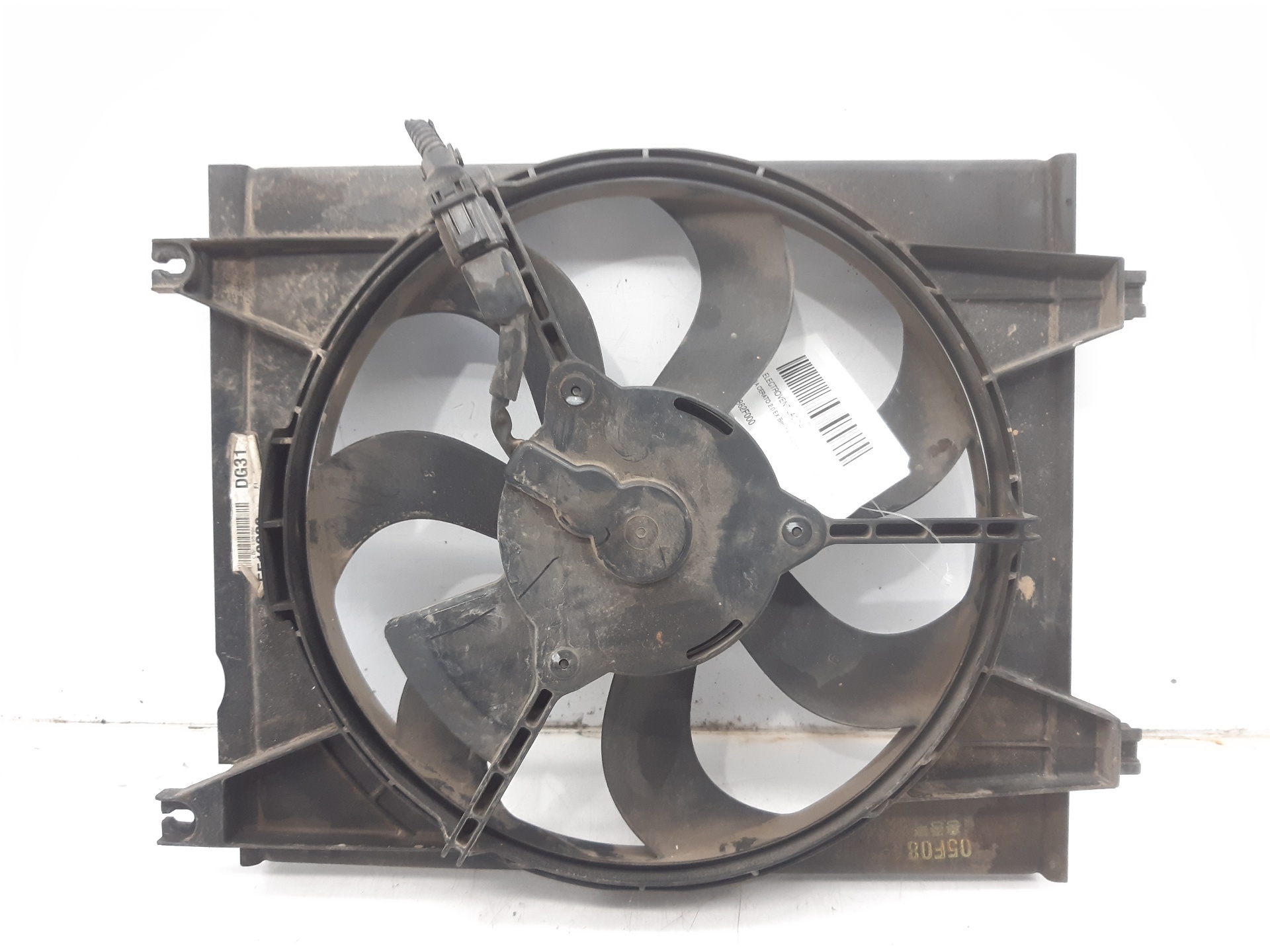 KIA Cerato 1 generation (2004-2009) Difūzoriaus ventiliatorius 253862F000 18640372