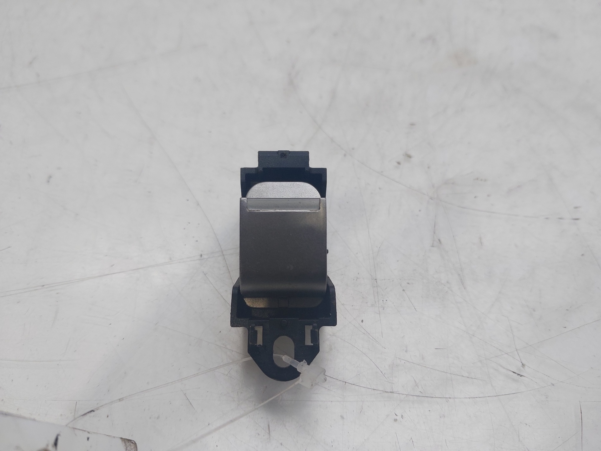 JAGUAR XF 1 generation  (2011-2016) Кнопка стеклоподъемника задней правой двери 8X2314717AB 24786966