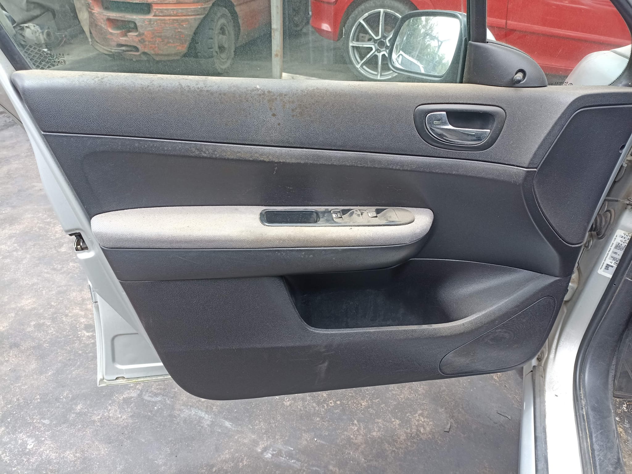 PEUGEOT 307 1 generation (2001-2008) Serrure de porte arrière gauche 913786 25422019