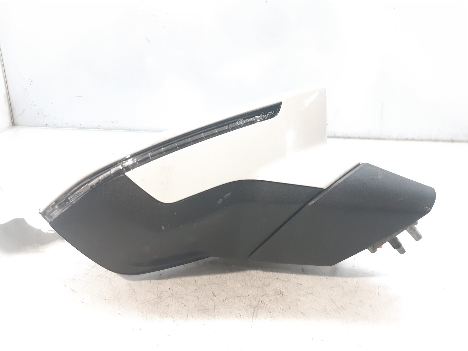 SEAT Leon 3 generation (2012-2020) Right Side Wing Mirror 5F1857508N 22030368
