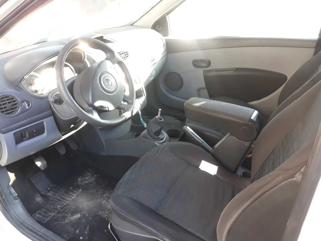 RENAULT Clio 3 generation (2005-2012) Front Left Driveshaft 8200499585 18458563