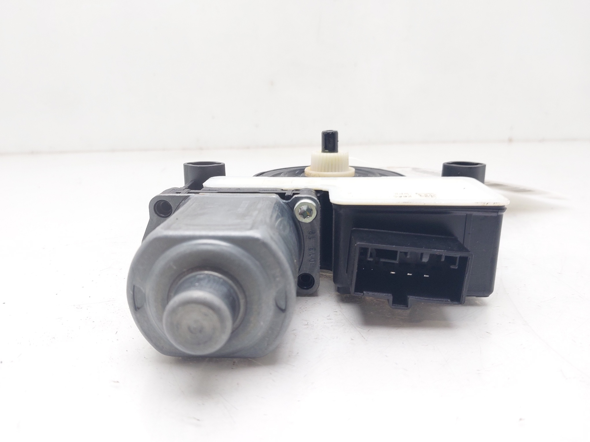 SKODA Yeti 1 generation (2009-2018) Rear Left Door Window Control Motor 5Q0959812E 22348191