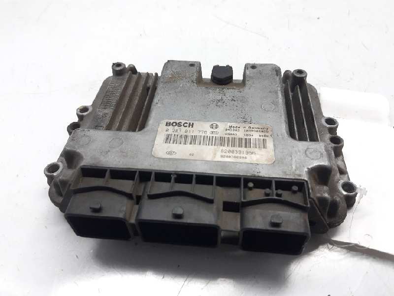 RENAULT Megane 2 generation (2002-2012) Engine Control Unit ECU 8200391966 18615919