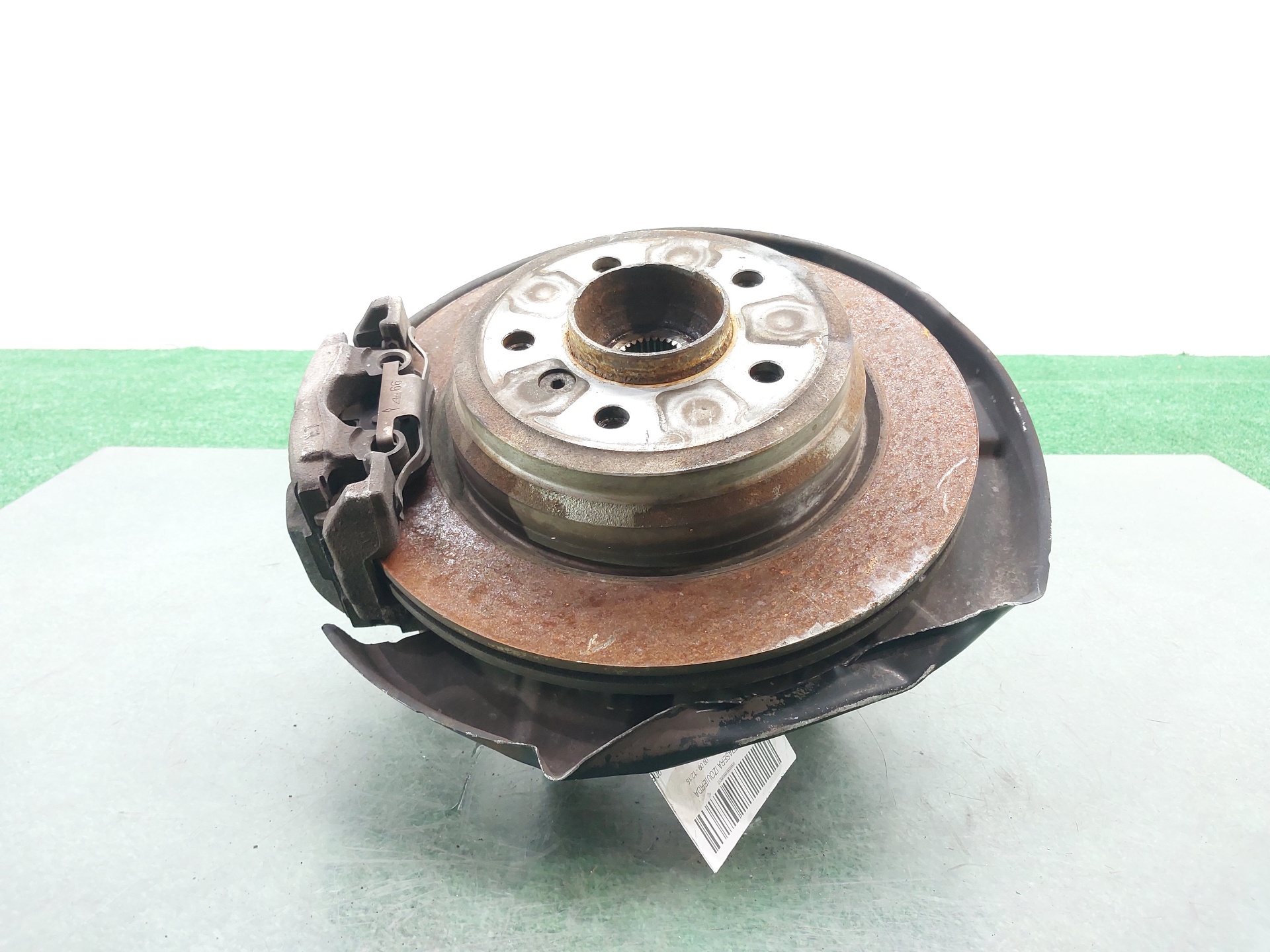 BMW X1 E84 (2009-2015) Rear Left Wheel Hub 678804904 24451855