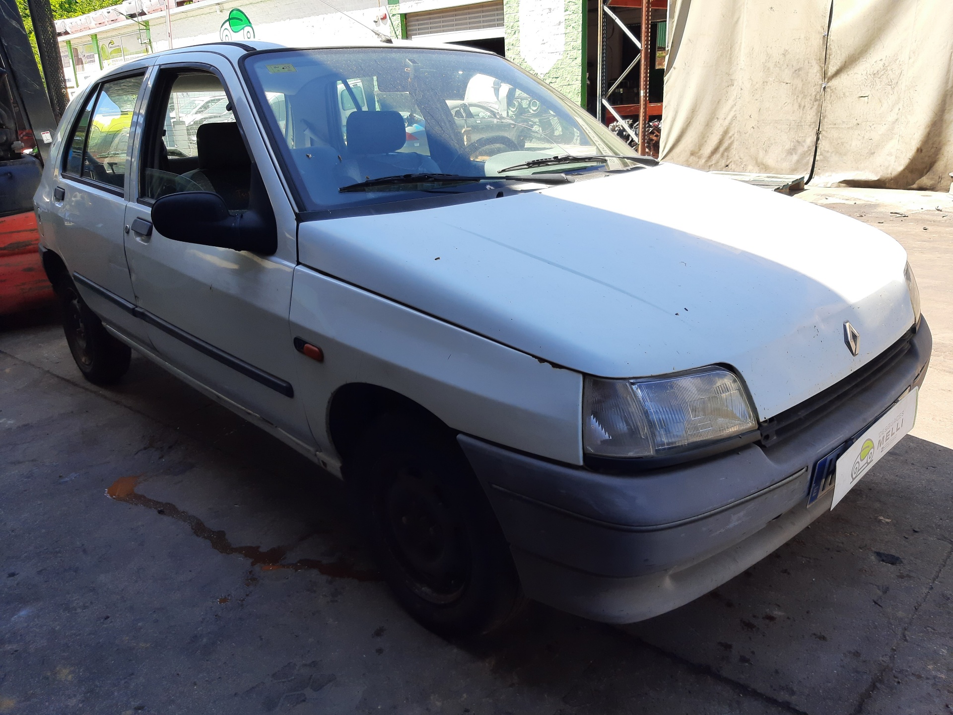 RENAULT Clio 1 generation (1990-1998) Бампер задний 7701466676 22327201