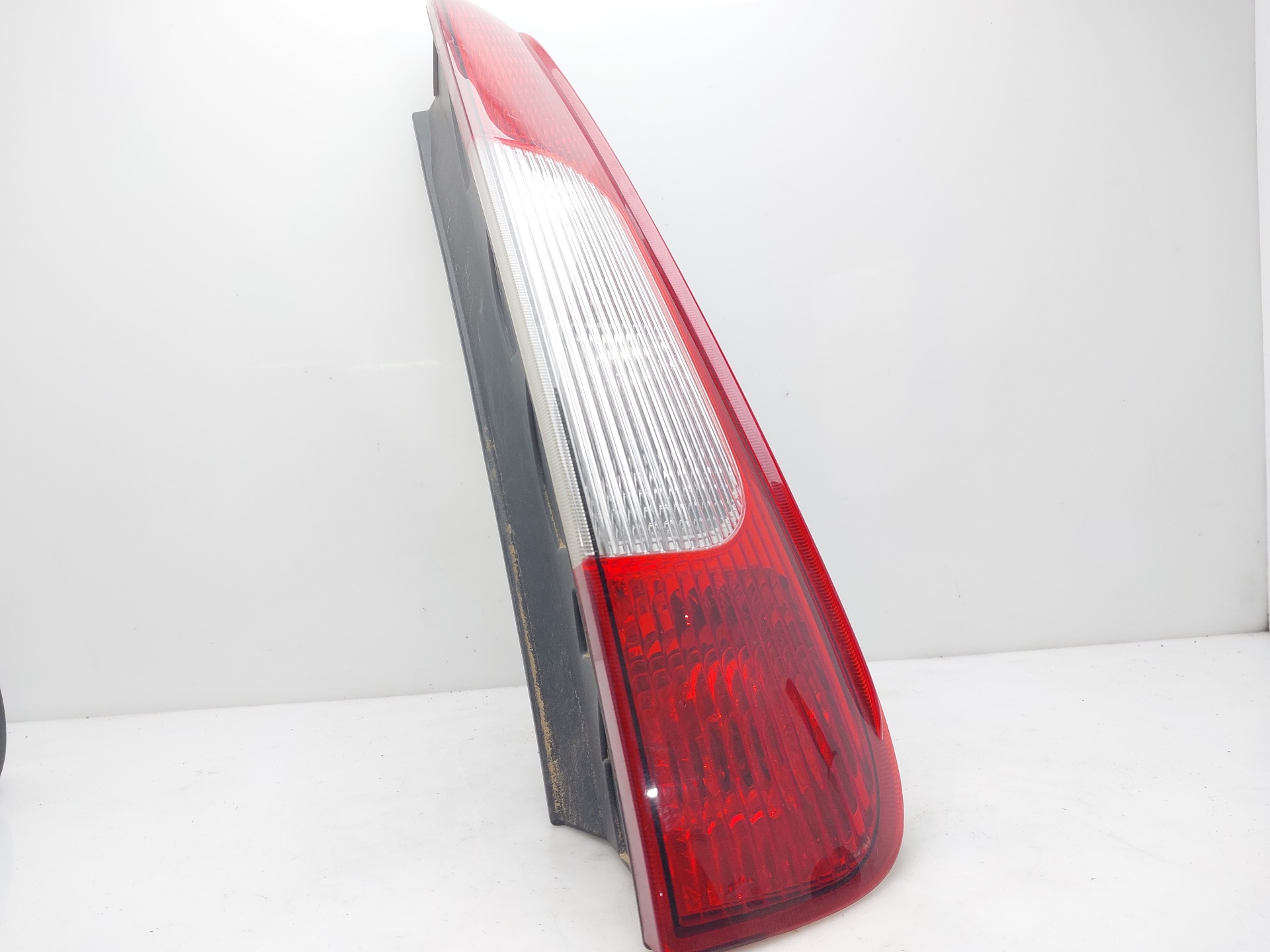 FORD Rear Right Taillight Lamp 3M5113A602AD 23649371