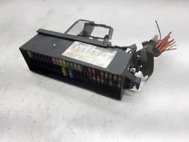 VOLKSWAGEN Tiguan 1 generation (2007-2017) Fuse Box 1226232119 24106098