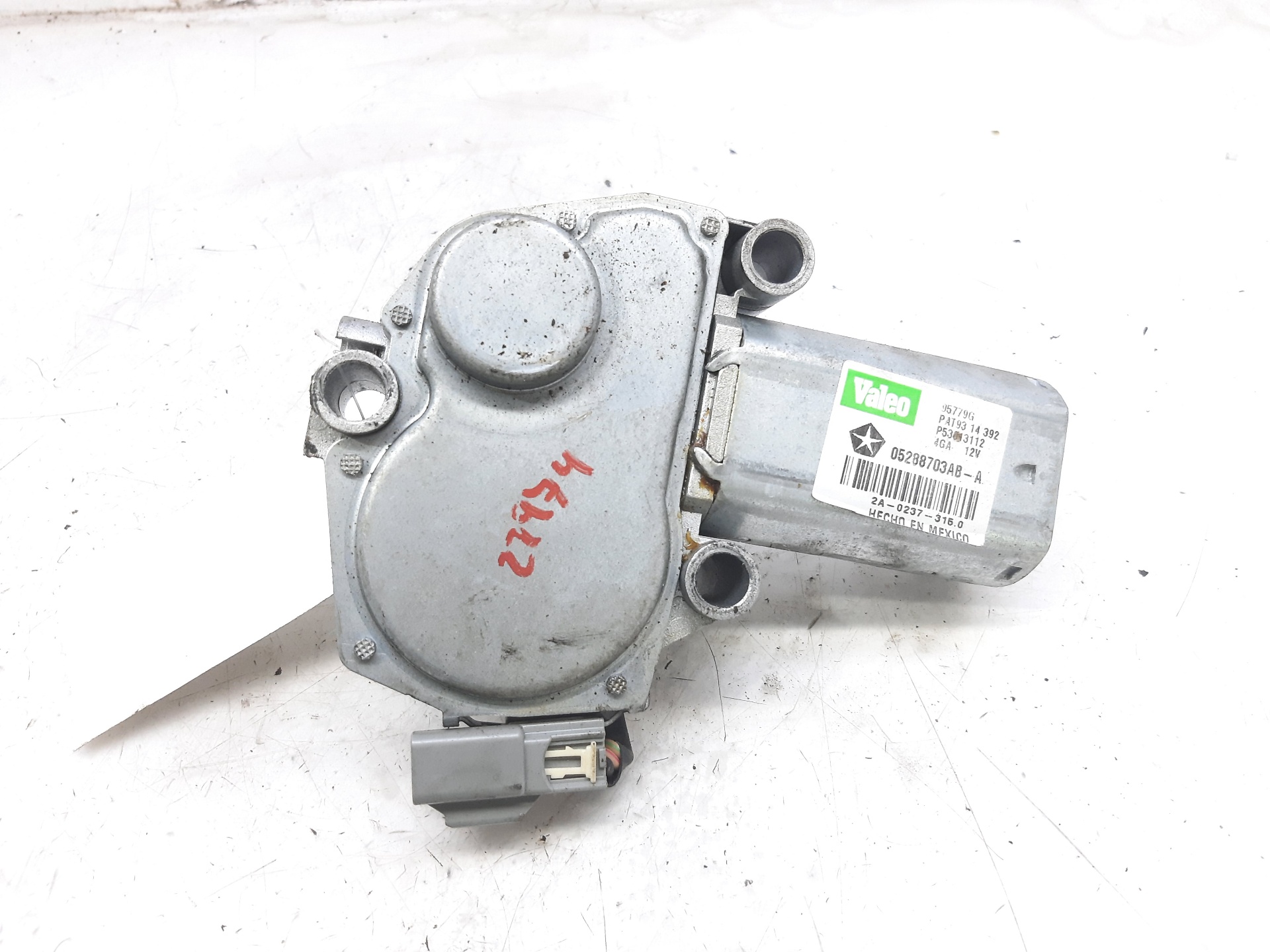 CHRYSLER PT Cruiser 1 generation (2000-2010) Baklucka Fönstertorkare Motor 05288703AB 24054017