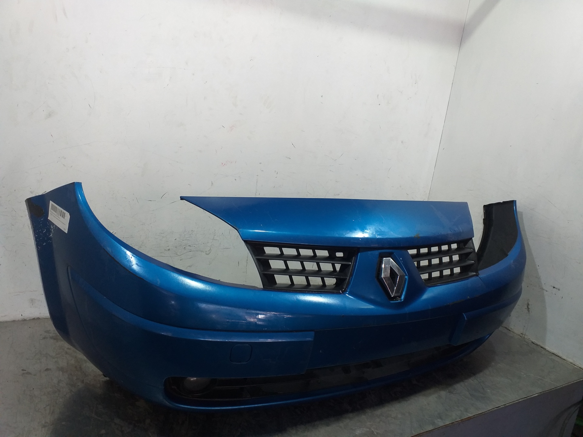 RENAULT Megane 2 generation (2002-2012) Бампер передний 620226236R 25715133