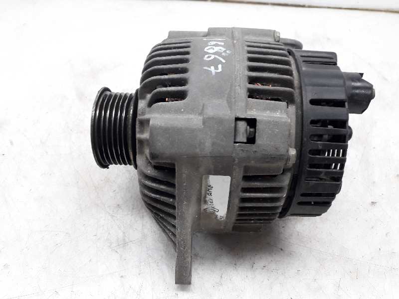 Alternador F8Q622 7700436626 de Renault Megane i classic (la0/1_) 1997-2001 64 CV con 125091 km - pieza usada