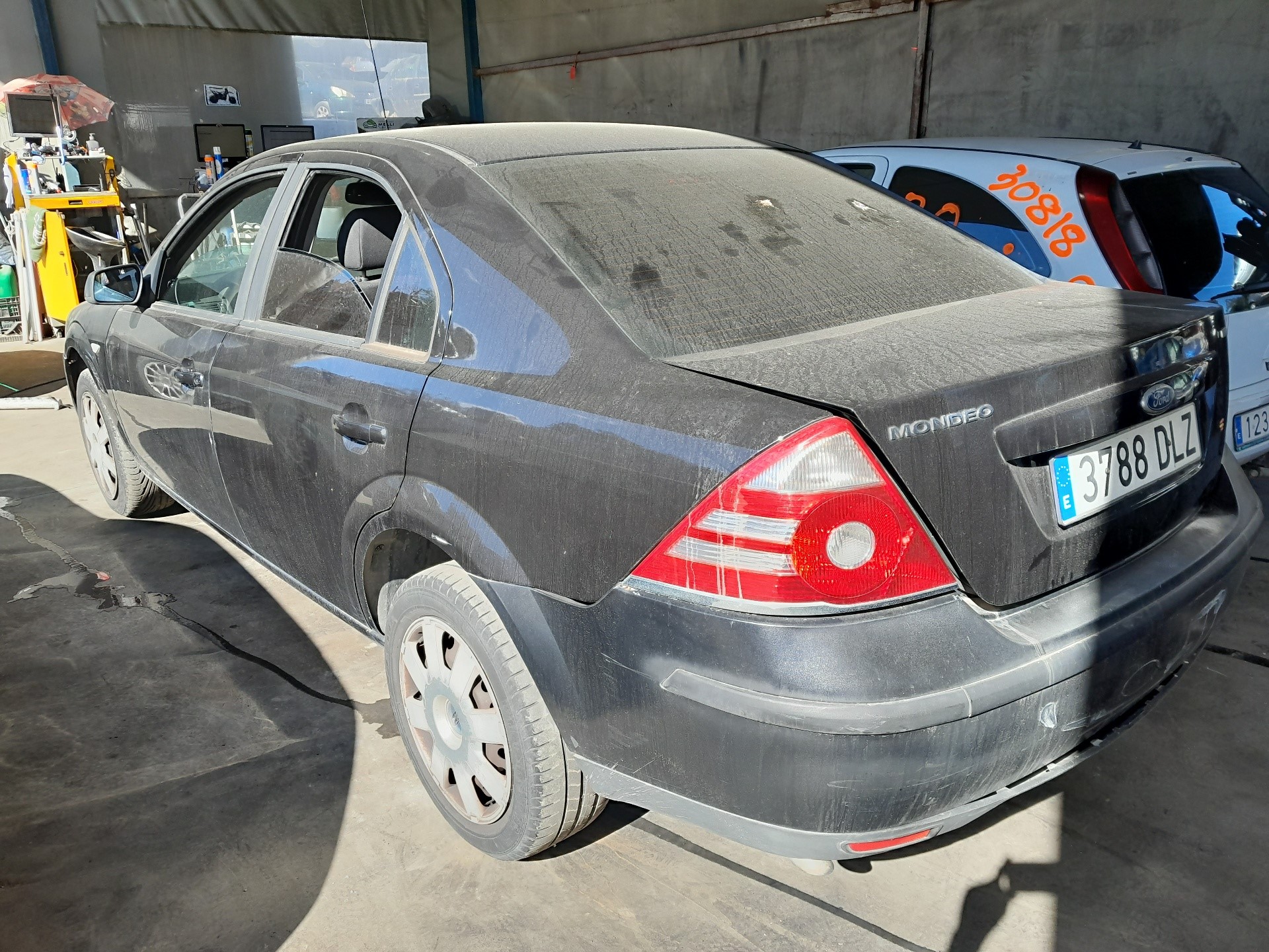 FORD Mondeo 3 generation (2000-2007) Priekinis dešinys žibintas 1S7113005SE 23014862