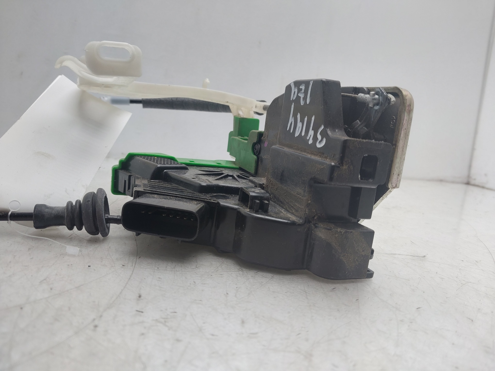 KIA Carens 3 generation (RP) (2013-2019) Front Left Door Lock 81310A4010 22342053